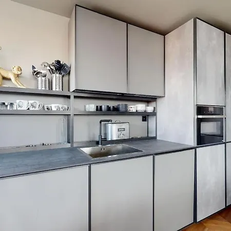 Stylovy Loft S Ohromnou Terasou Daire Bratislava