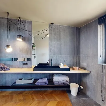 Stylovy Loft S Ohromnou Terasou 브라티슬라바