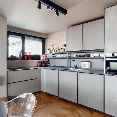 아파트 Stylovy Loft S Ohromnou Terasou